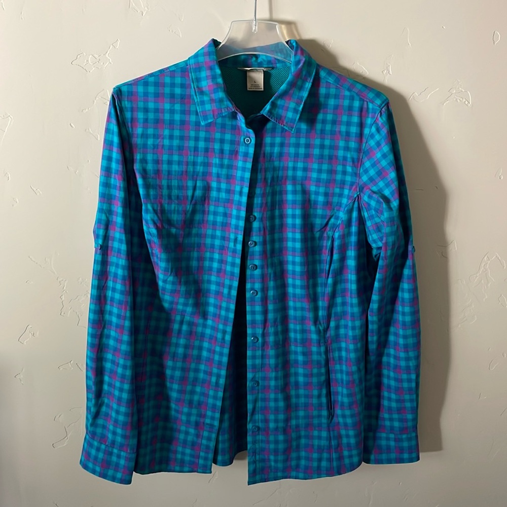 Long sleeve lightweight shirt